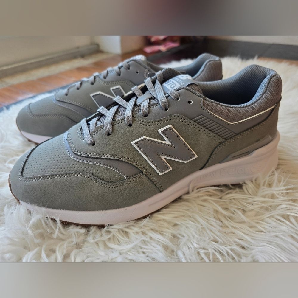 New Balance MENS Golf Sneakers